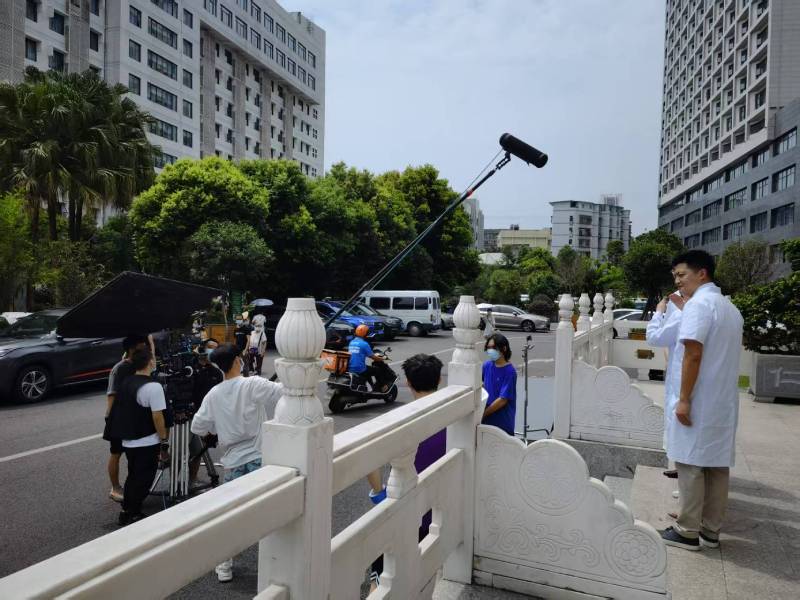 新宁县广告片拍摄公司低成本实现高规格制作的诀窍